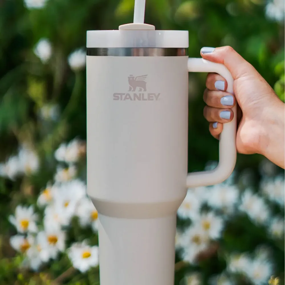 Stanley Quencher 1.18 L Krem Pipetli Termos Bardak