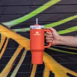 Stanley Quencher 1.18 L Turuncu Pipetli Termos