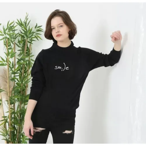 Unisex Bisiklet Yaka Baskılı Dokuma Triko - Siyah Unisex Bisiklet Yaka Baskılı Dokuma Triko - Siyah