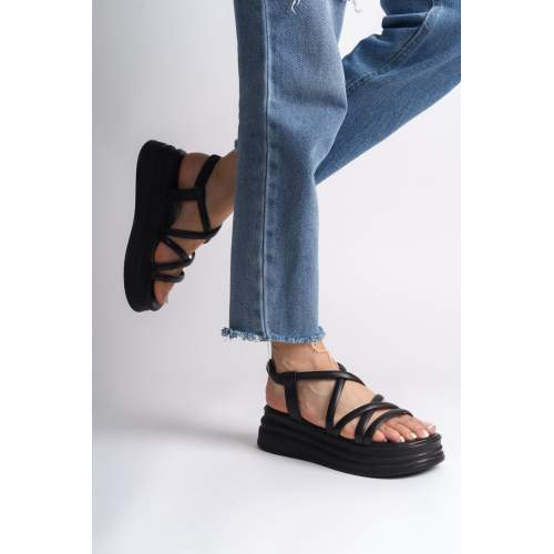 Lisinya948  Lastikli Şerit Detaylı Ortopedik Taban Kadın Sandalet ST Siyah Lisinya948  Lastikli Şerit Detaylı Ortopedik Taban Kadın Sandalet ST Siyah