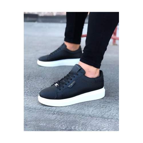 Siyah Delikli Erkek Yüksek Taban Ayakkabı Siyah Delikli Erkek Yüksek Taban Ayakkabı