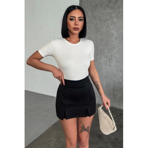 Rahat Ve Şık Kısa Kollu Bisiklet Yaka Likralı Viskon Penye Body Ekru Rahat Ve Şık Kısa Kollu Bisiklet Yaka Likralı Viskon Penye Body Ekru