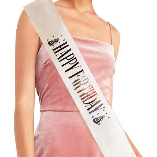 Beyaz Üzeri Gümüş Büyük Happy Birthday Yazılı Simli Işıltılı Kuşak Kemer 10 cm Genişlik Beyaz Üzeri Gümüş Büyük Happy Birthday Yazılı Simli Işıltılı Kuşak Kemer 10 cm Genişlik