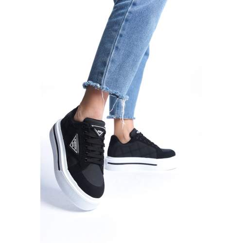 Lisinya948  Bağcıklı Ortopedik Taban Desenli Kadın Sneaker Ayakkabı BT Siyah Lisinya948  Bağcıklı Ortopedik Taban Desenli Kadın Sneaker Ayakkabı BT Siyah