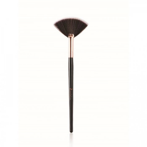 Siyah Yelpaze Highlighter Fırçası 576 Siyah Yelpaze Highlighter Fırçası 576
