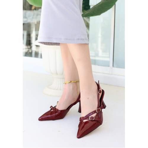 Bordo Rugan Topuklu Ayakkabı Bordo Rugan Topuklu Ayakkabı