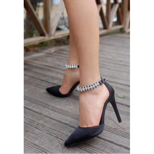 Siyah Saten Topuklu Ayakkabı