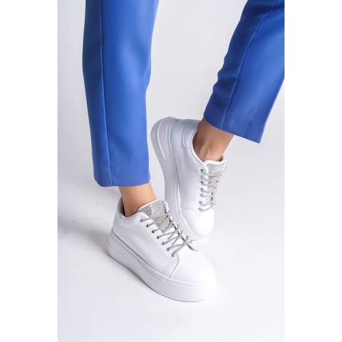 Lisinya948  Bağcıklı Ortopedik Taban Taşlı Kadın Sneaker Ayakkabı BT Beyaz Lisinya948  Bağcıklı Ortopedik Taban Taşlı Kadın Sneaker Ayakkabı BT Beyaz