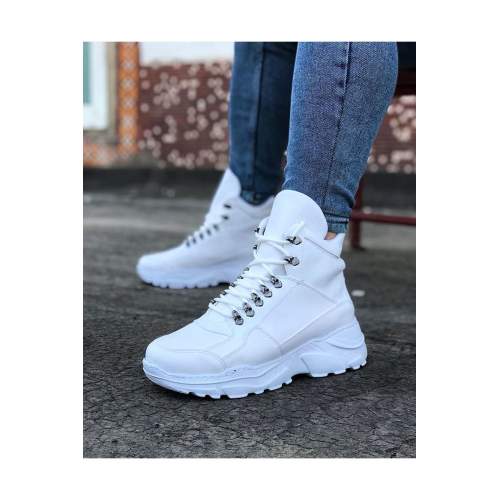 Beyaz Uzun Bağcıklı Bot Beyaz Uzun Bağcıklı Bot